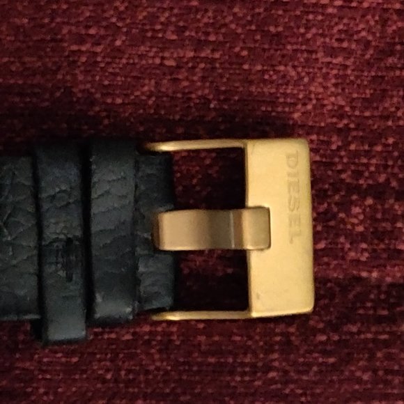 UNBELIEVABLE Sale!: SP#128 Diesel 5 Bar Watch - Picture 5 of 11